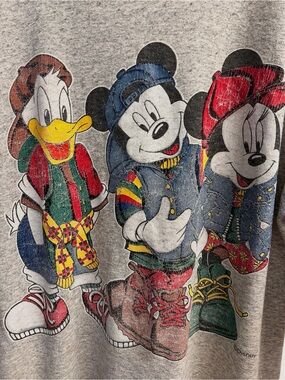 Vintage 90s Disney Mickey, Minnie & Donald Graphic Sleep LIGHT fleece